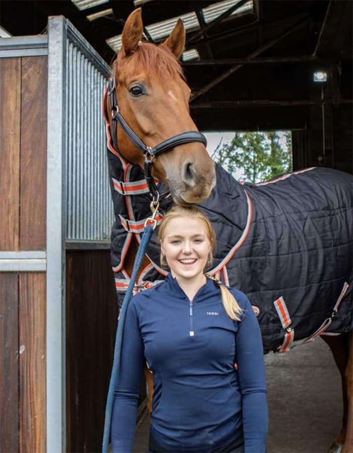 weatherbeeta brand ambassador robyn smith